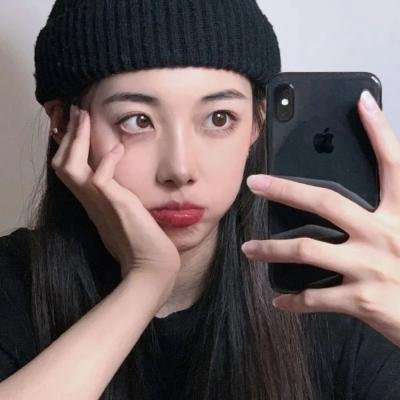 女孩不微笑
